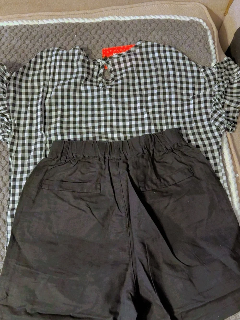 Black Women's Tie-Front Shorts Size 7-8T